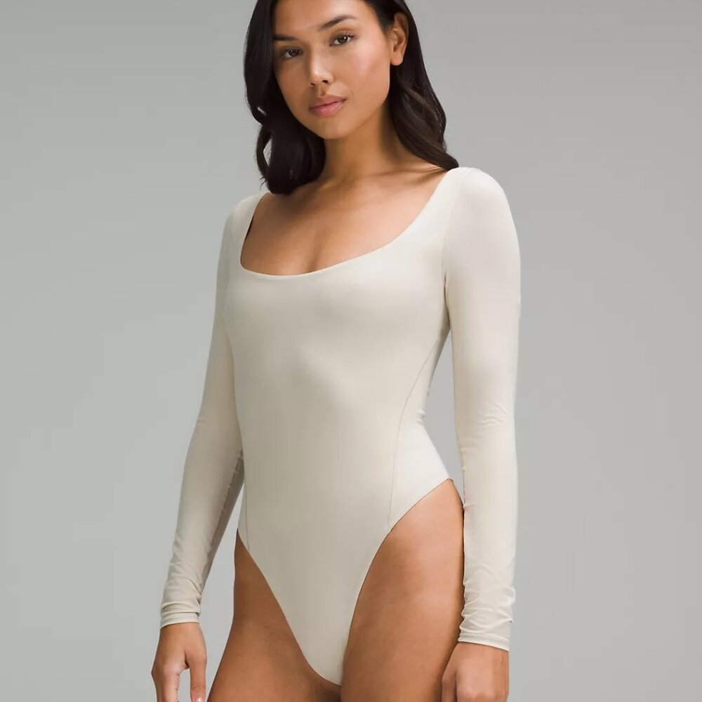 Wundermost Ultra-Soft Nulu Square-Neck Long-Sleeve Bodysuit / Mohave Tan / Mediu